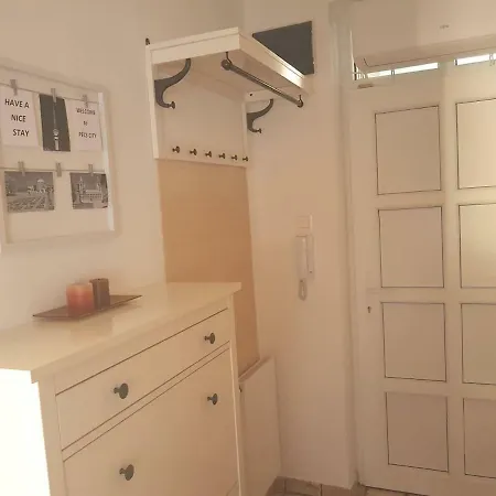 Koezponthoz Koezeli - Cool Tettye * Peçuy