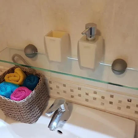 Koezponthoz Koezeli - Cool Tettye * Peçuy