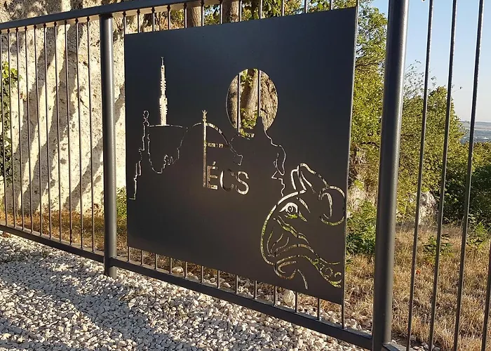 Koezponthoz Koezeli - Cool Tettye 아파트 페치