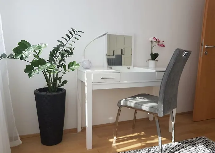 Apartament Koezponthoz Koezeli - Cool Tettye Pécs